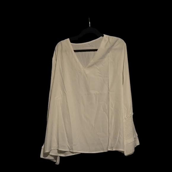 New white pullover top size 4xl=20 - Picture 1 of 4